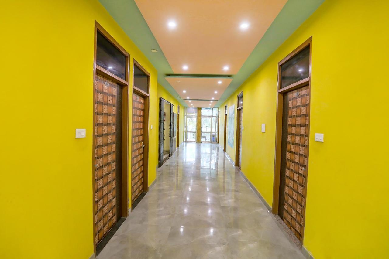 Fabhotel Kriti Green Varanasi Exterior photo