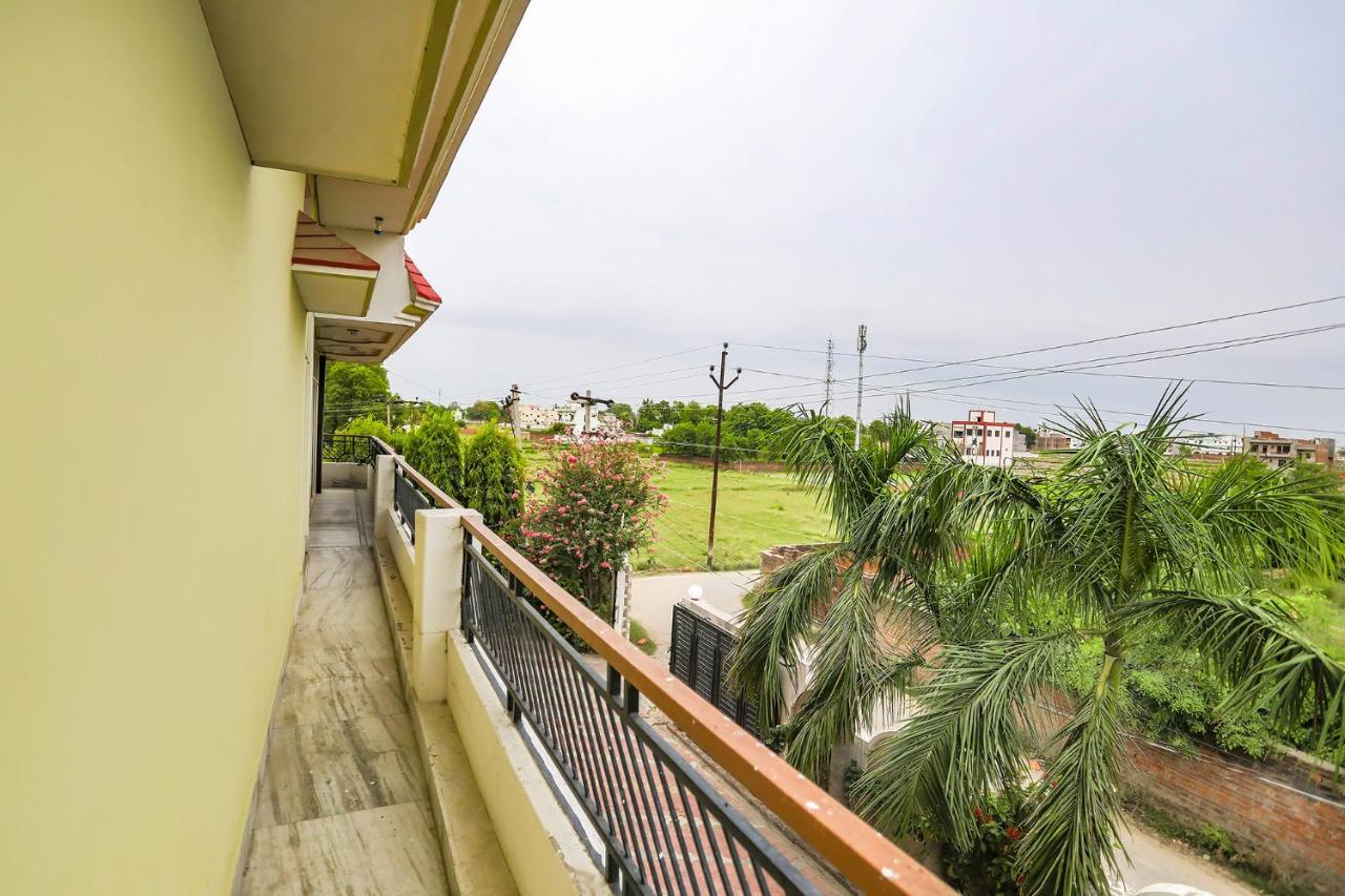 Fabhotel Kriti Green Varanasi Exterior photo