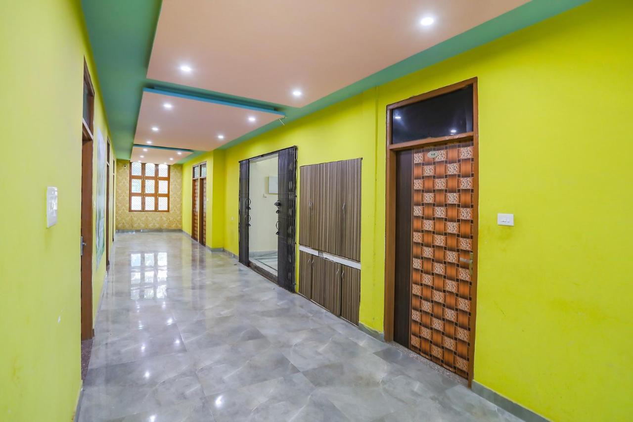 Fabhotel Kriti Green Varanasi Exterior photo